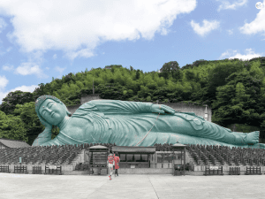 10 ที่เที่ยวยอดฮิตในฟุกุโอกะ