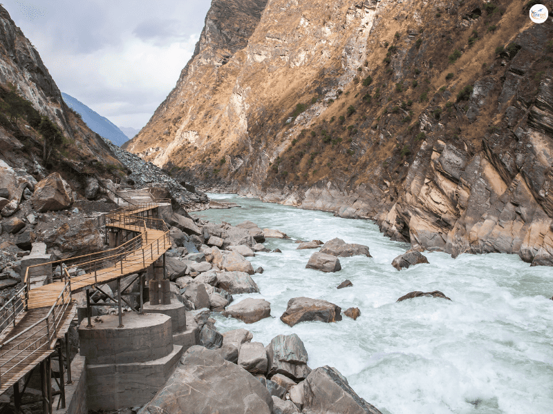 เที่ยวลี่เจี่ยง